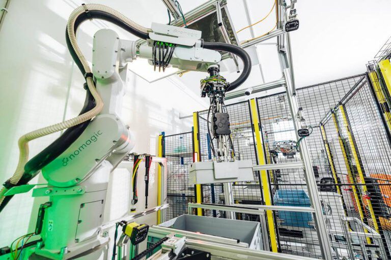 robot de cueillette de boîtes à chaussures nomagique