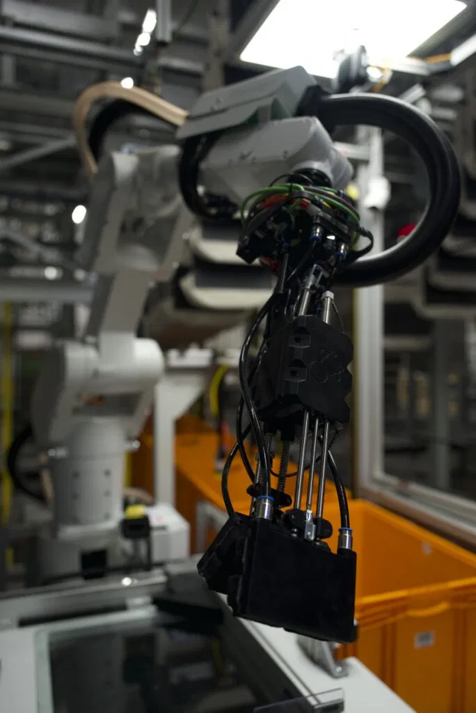 Zalando,nomagic,robot picking,robot picking at zalando,nomagic robots