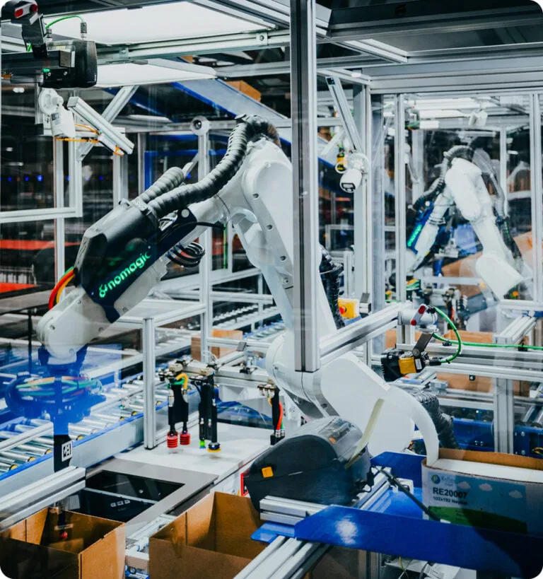 Un robot d'emballage Nomagic